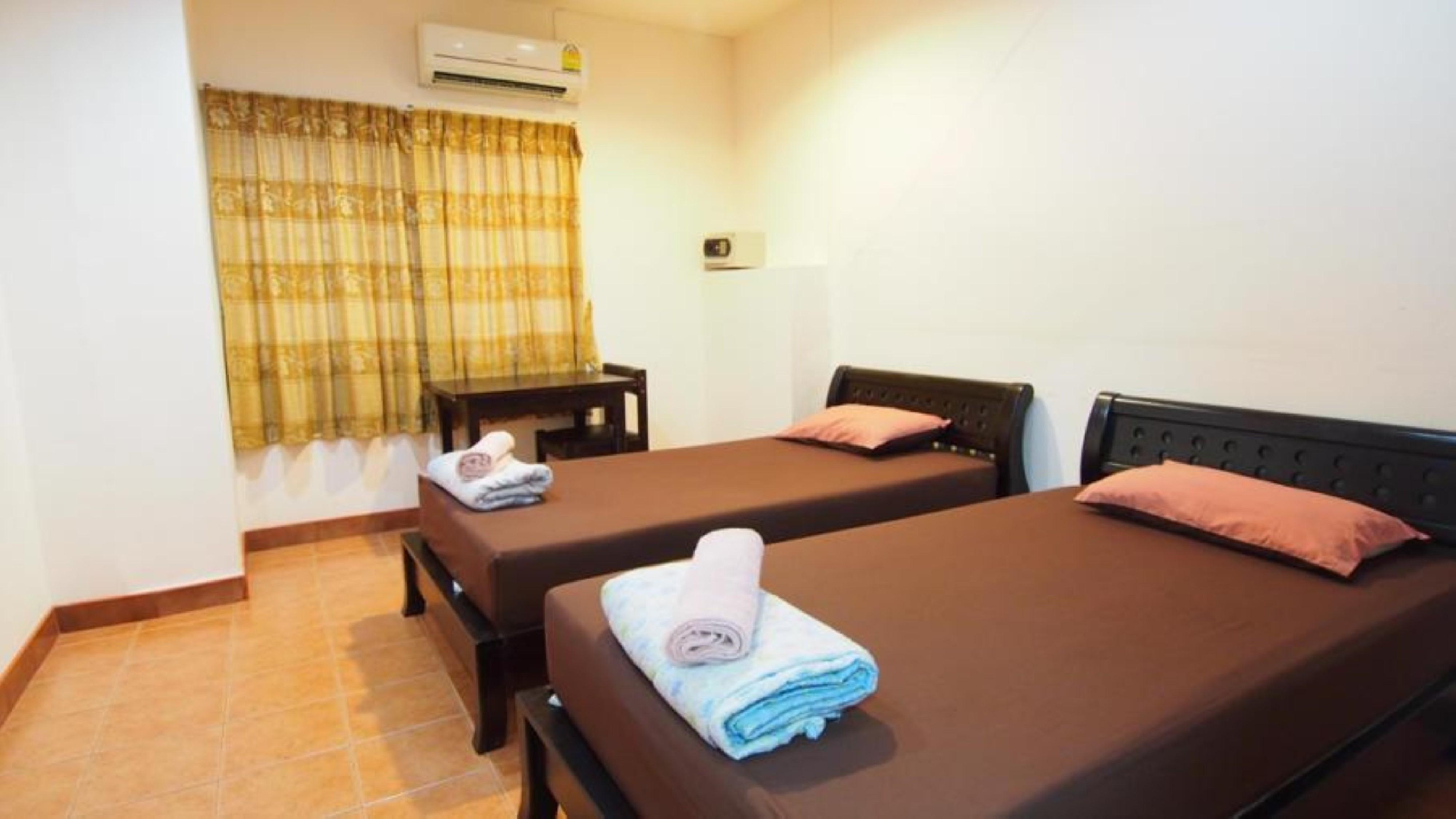 Anchana House Jomtien Beach Exterior photo