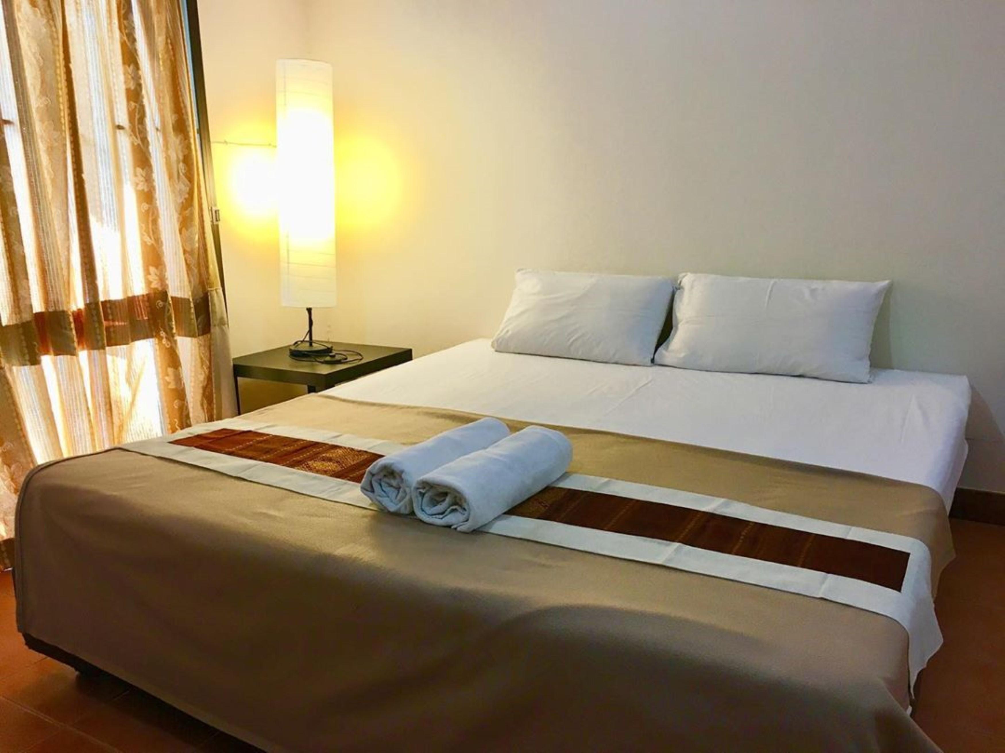 Anchana House Jomtien Beach Exterior photo