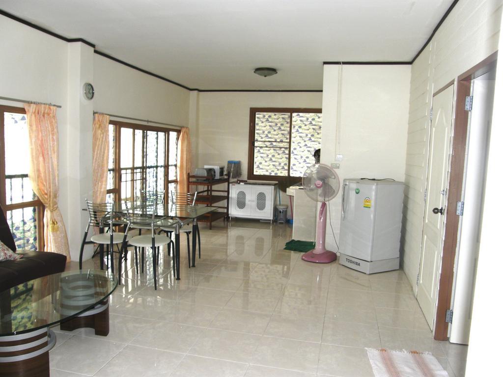 Anchana House Jomtien Beach Room photo